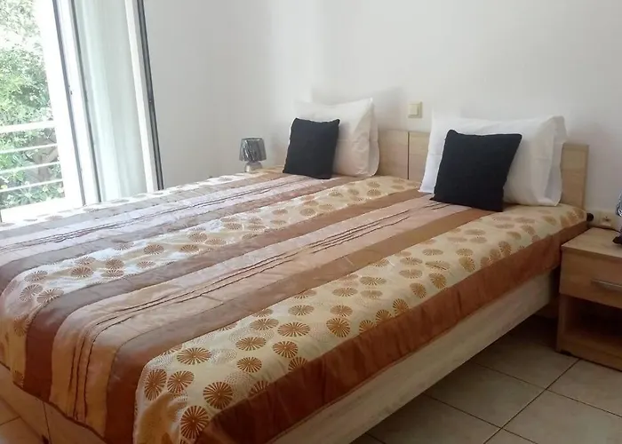 Quiet New Apartment-5' To The Beach, 15' To Center Appartement *