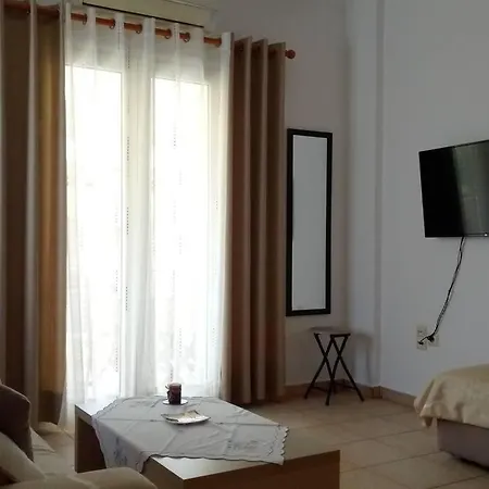 Quiet New Apartment-5' To The Beach, 15' To Center خانيا