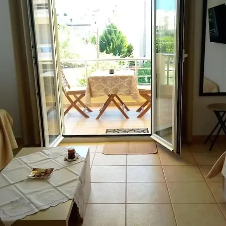 Quiet New Apartment-5' To The Beach, 15' To Center