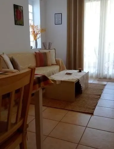 Διαμέρισμα Quiet New Apartment-5' To The Beach, 15' To Center Χανιά